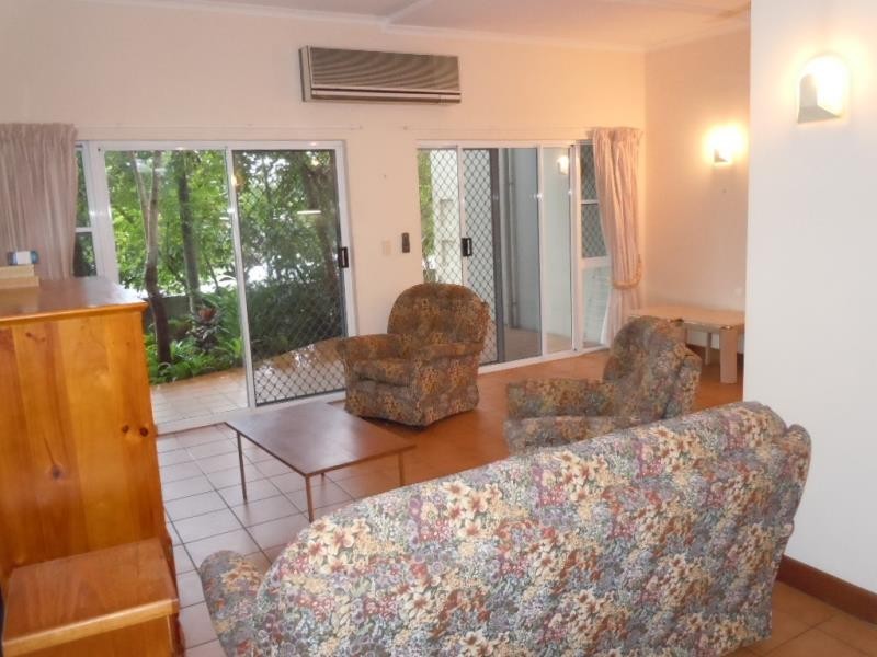 3/297 Lake Street, Cairns North QLD 4870