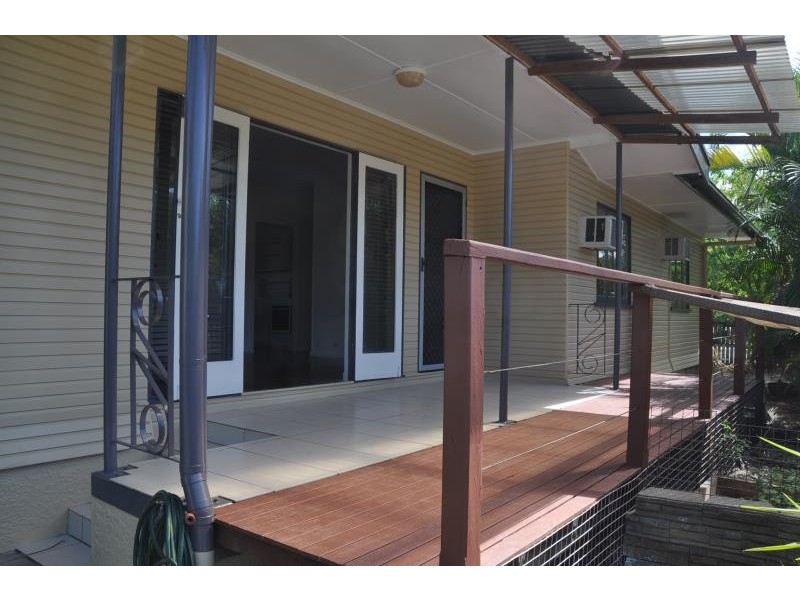 71 Grove Street, Parramatta Park QLD 4870