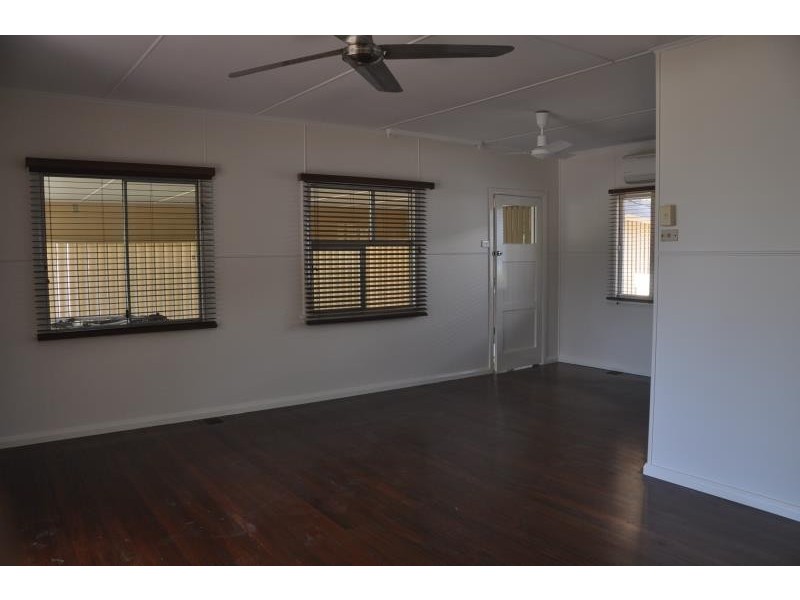 71 Grove Street, Parramatta Park QLD 4870
