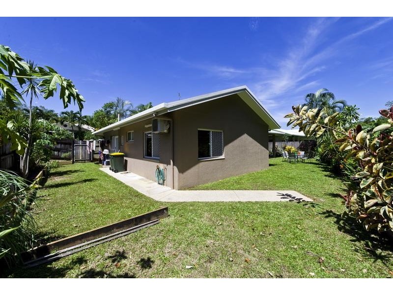 23 Dodd Court, Mooroobool QLD 4870