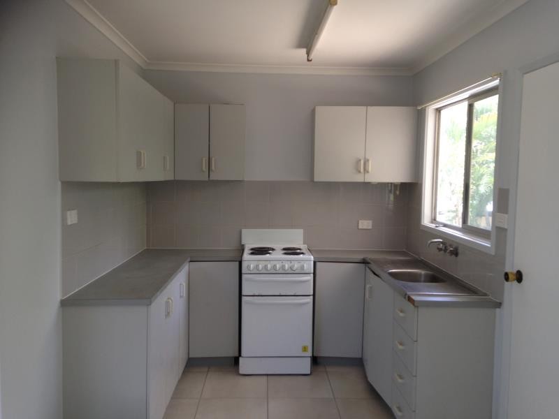 97 Tills Street, Westcourt QLD 4870