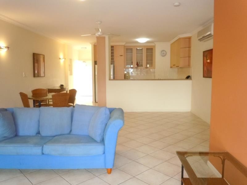 15/304 Lake Street, Cairns North QLD 4870