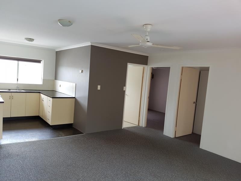 8/71 Pease Street, Manunda QLD 4870