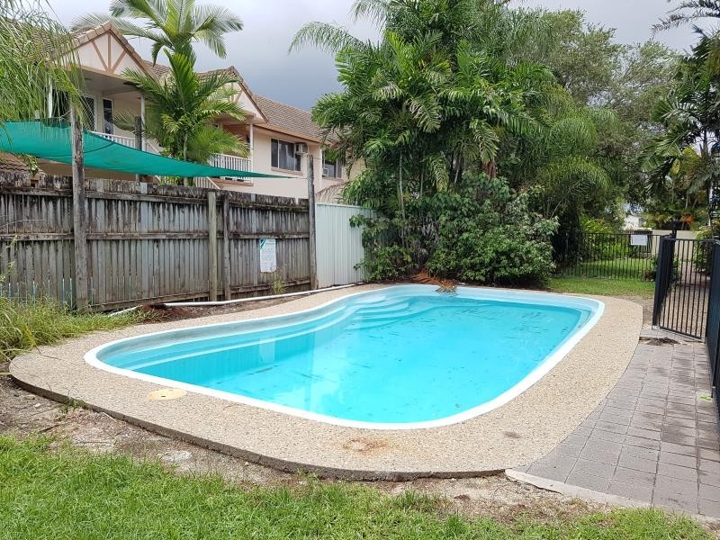 8/71 Pease Street, Manunda QLD 4870