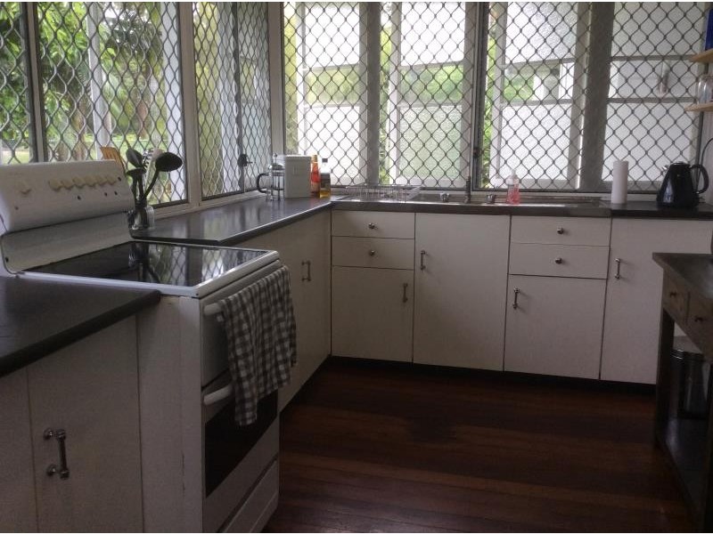 1/42 Lily Street, Cairns North QLD 4870