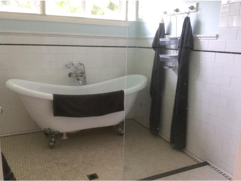 1/42 Lily Street, Cairns North QLD 4870