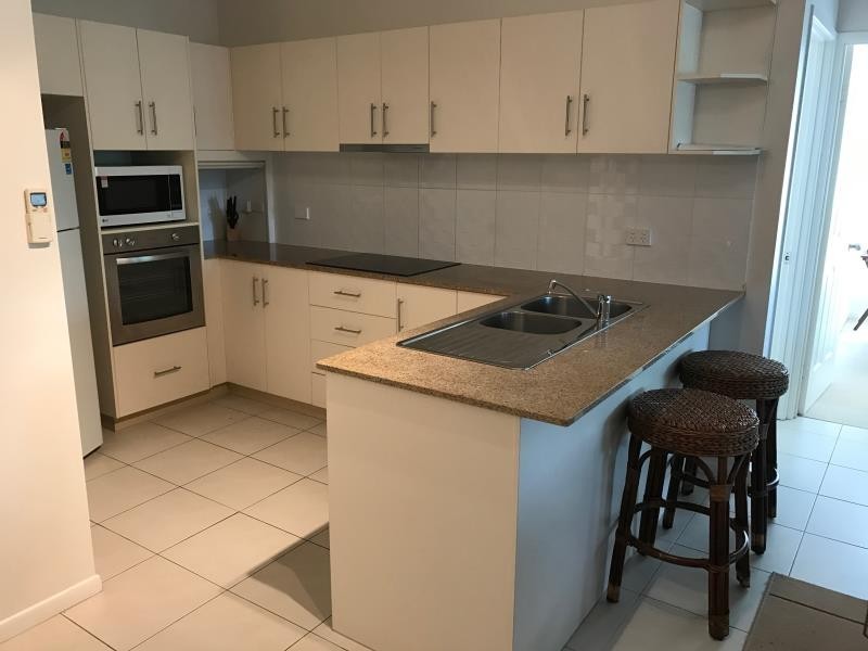 16/210 Grafton Street, Cairns North QLD 4870