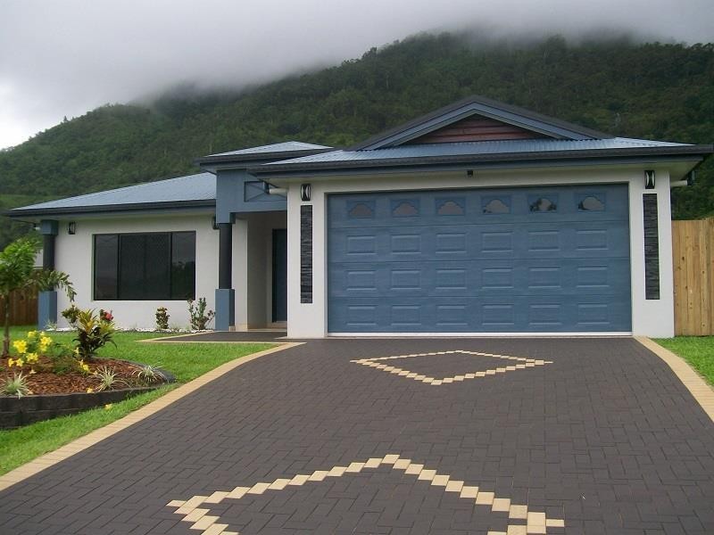 43 Elphinstone Street, Kanimbla QLD 4870