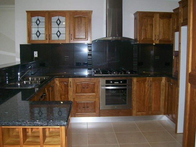 43 Elphinstone Street, Kanimbla QLD 4870