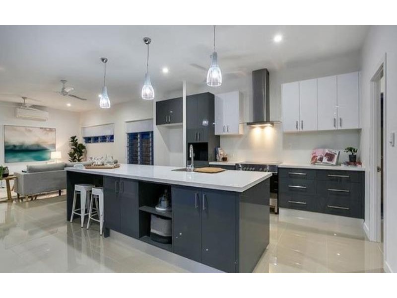 19 Northcote street, Trinity Park QLD 4879