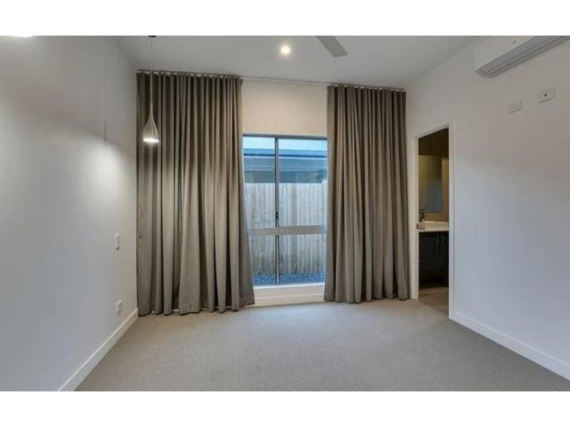 19 Northcote street, Trinity Park QLD 4879