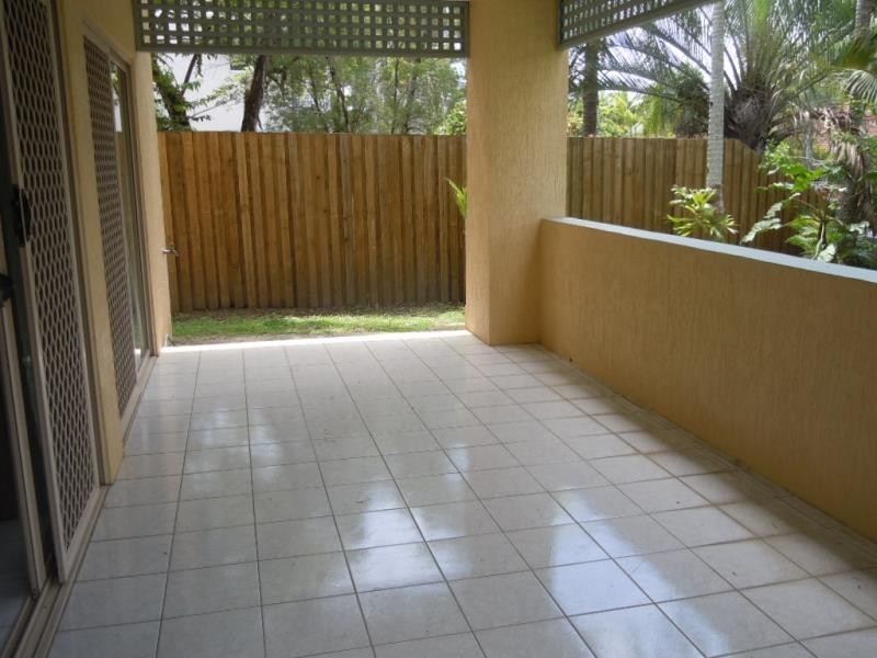 1/2 Springfield Crescent, Manoora QLD 4870