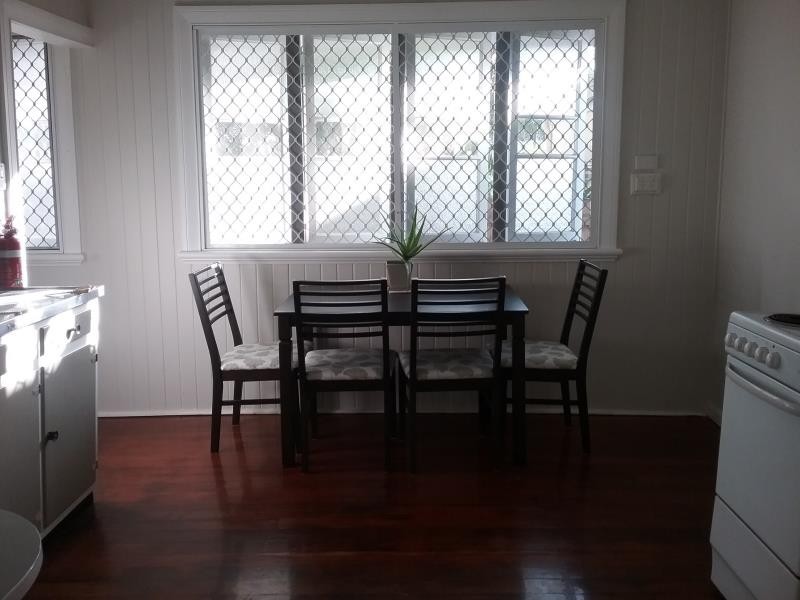 2/42 Lily Street, Cairns North QLD 4870