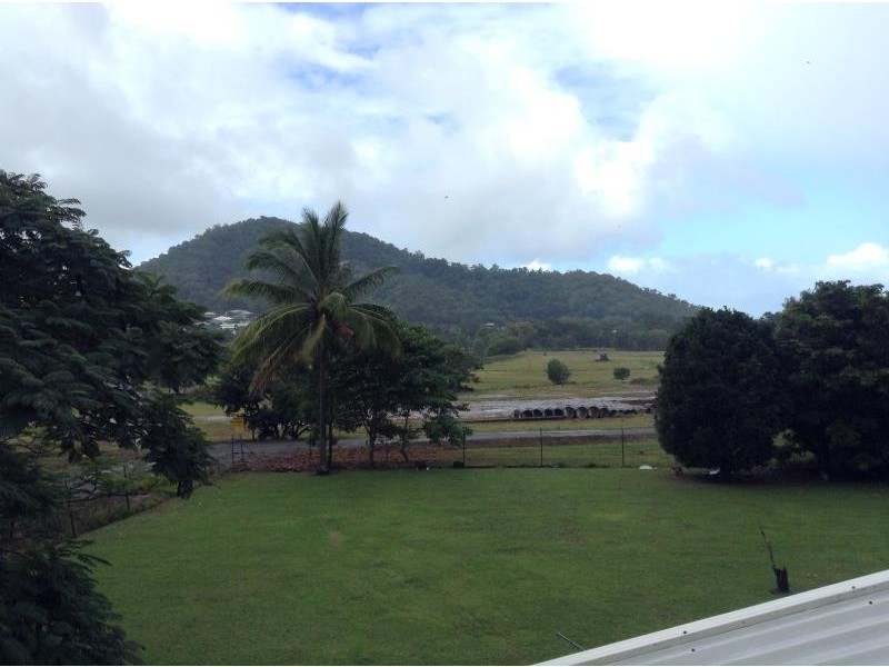 92 Johanna Street, Trinity Park QLD 4879