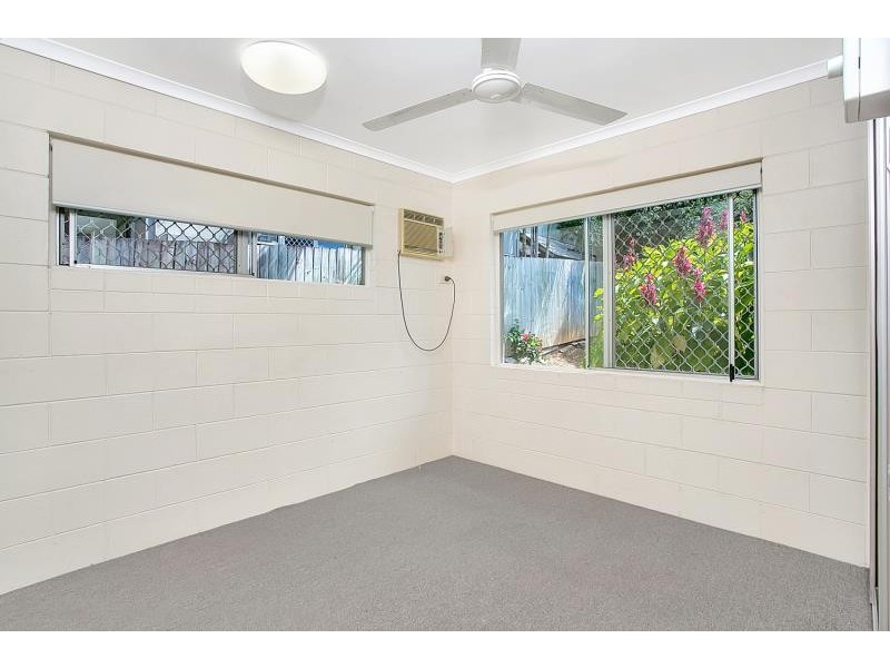 30 Beatrice Street, Mooroobool QLD 4870
