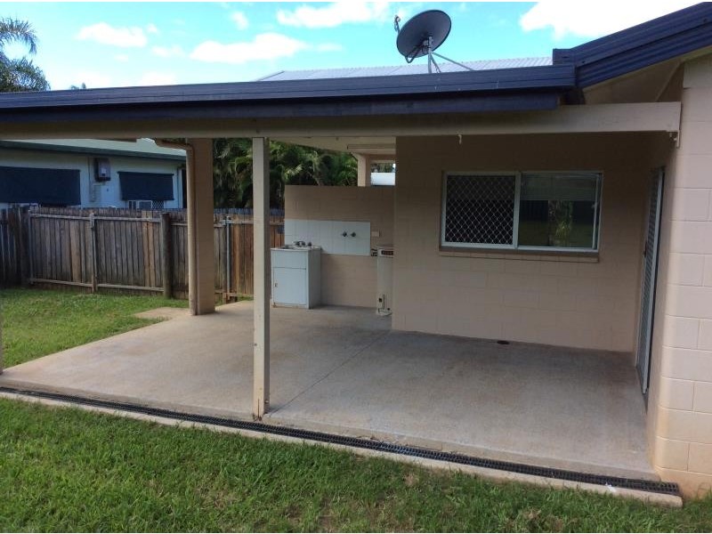 29 Bicentennial Drive, Bentley Park QLD 4869