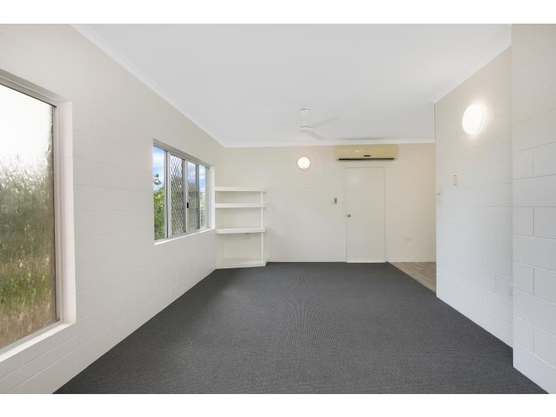 17 Idaho Close WHITE ROCK, White Rock QLD 4868