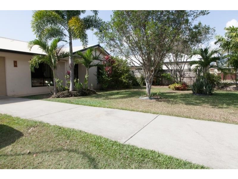 4 Katoomba Street, Mount Sheridan QLD 4868