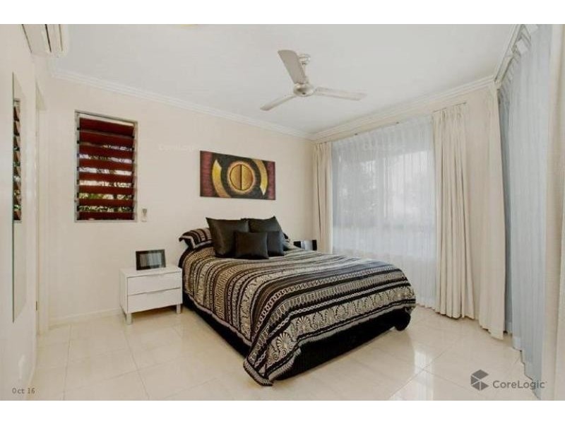 1/16 Gatton Street, Cairns North QLD 4870