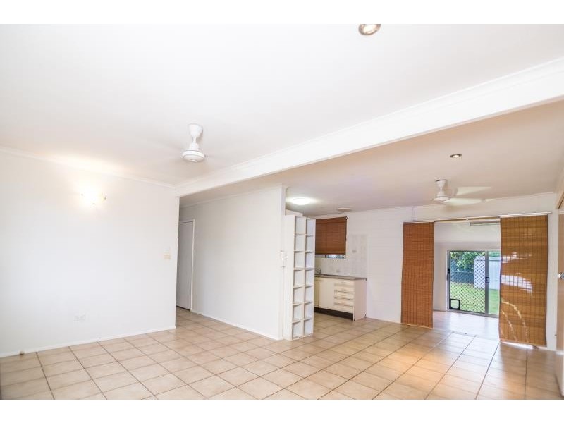 136 Toogood Road, Bayview Heights QLD 4868
