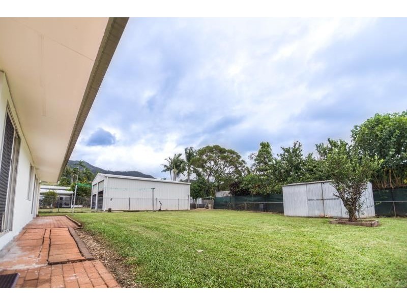 136 Toogood Road, Bayview Heights QLD 4868