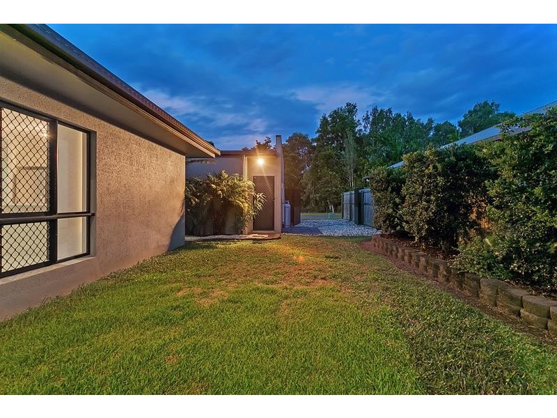 24 Quartzborough Promenade, Trinity Park QLD 4879