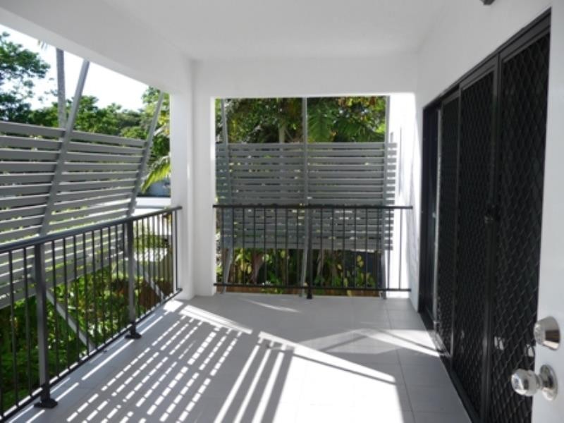 4/4-6 Olive Street, Manoora QLD 4870