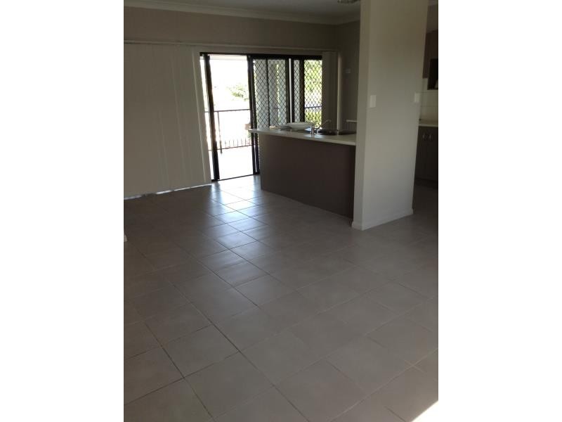 16/4-6 Olive Street, Manoora QLD 4870