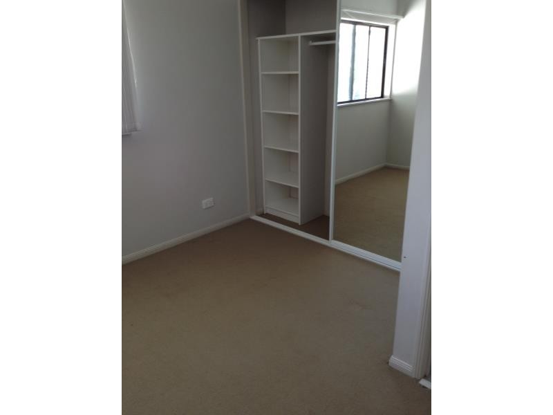 16/4-6 Olive Street, Manoora QLD 4870