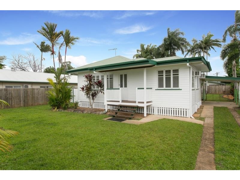 287 Pease Street, Edge Hill QLD 4870