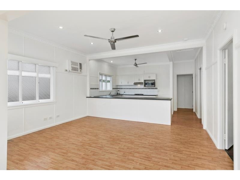 287 Pease Street, Edge Hill QLD 4870