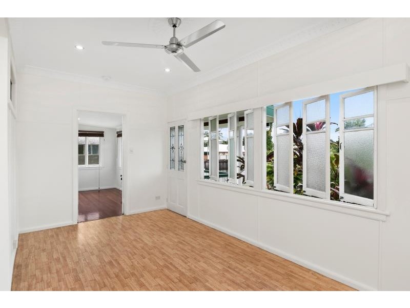 287 Pease Street, Edge Hill QLD 4870