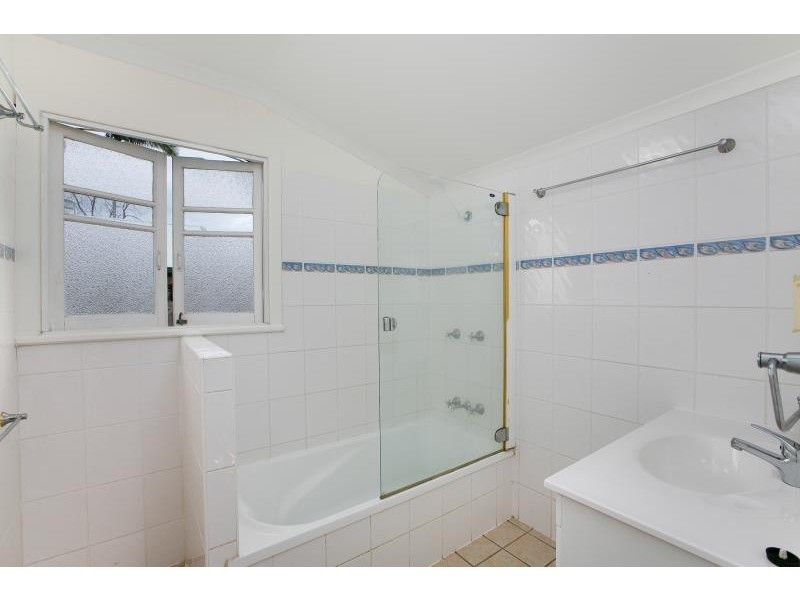 287 Pease Street, Edge Hill QLD 4870