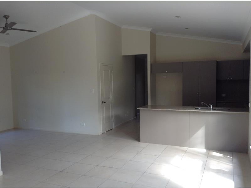 1/20-22 Manus Street, Trinity Beach QLD 4879