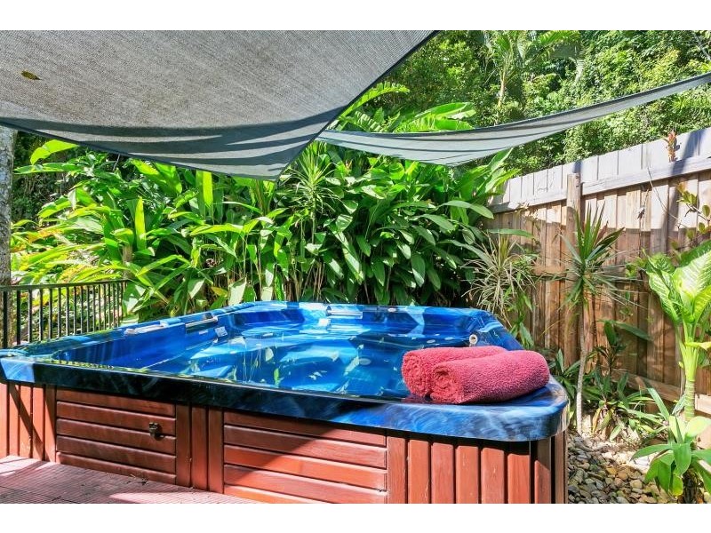 21 Cananga Close, Kamerunga QLD 4870