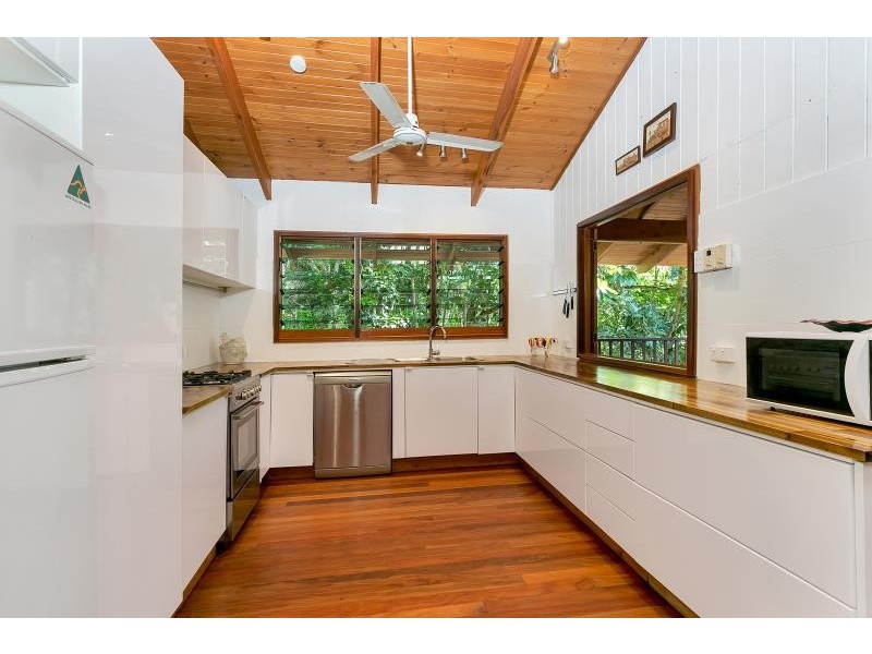 21 Cananga Close, Kamerunga QLD 4870