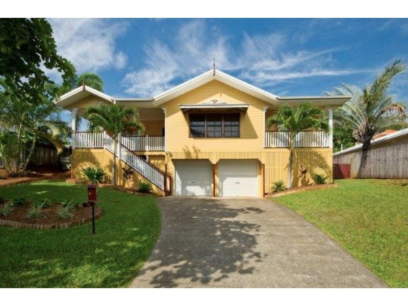 5 Southerden Drive, Mooroobool QLD 4870