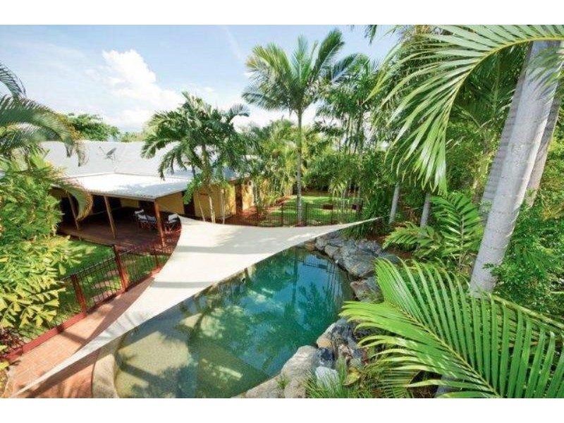 5 Southerden Drive, Mooroobool QLD 4870