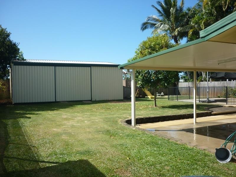 14 Tracey Close, Woree QLD 4868