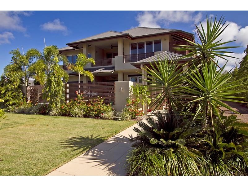 2/110 Harbour Drive, Trinity Park QLD 4879