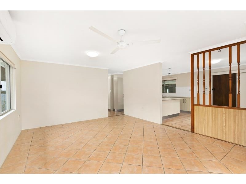 19 Bottlebrush Street, Mooroobool QLD 4870
