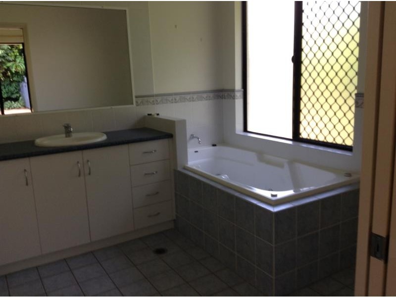 13 Matisia Close, Mount Sheridan QLD 4868