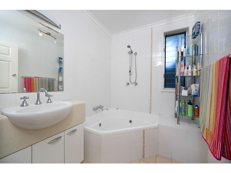 26 Forest Avenue, Edge Hill QLD 4870