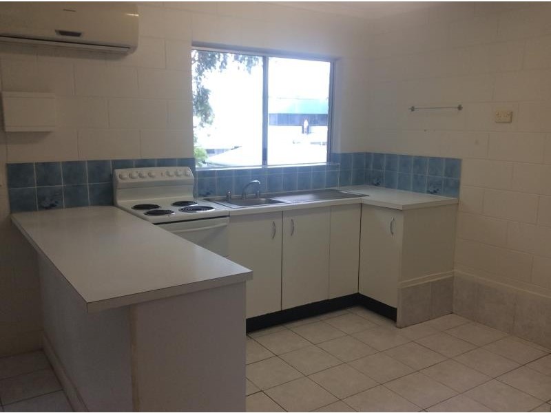 12/98 Pease Street, Manoora QLD 4870