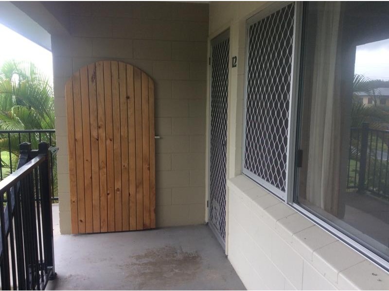 12/98 Pease Street, Manoora QLD 4870