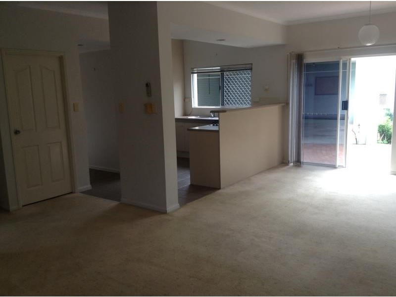 4/5 Brinsmead Terrace, Kanimbla QLD 4870