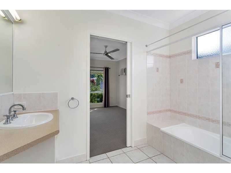 26 Dolphin Close, Kewarra Beach QLD 4879