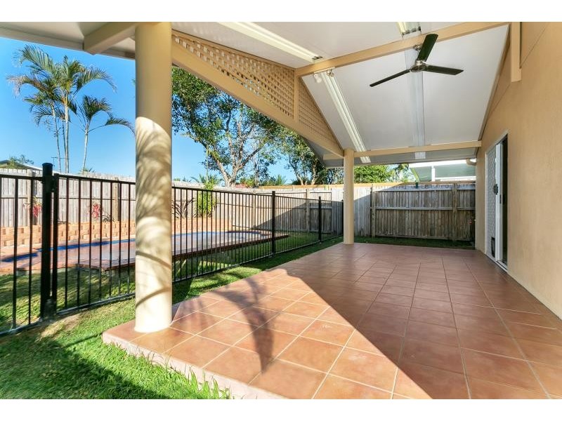 26 Dolphin Close, Kewarra Beach QLD 4879