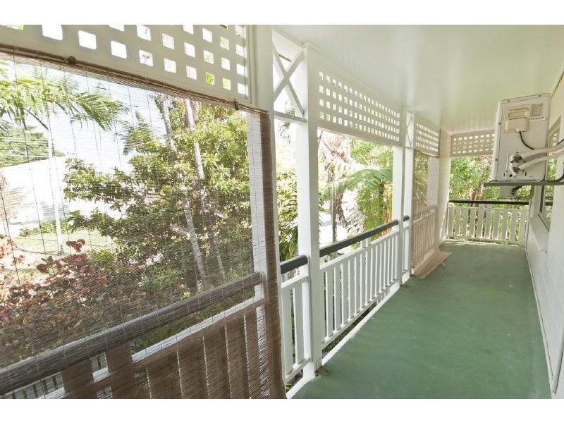 5/122 Greenslopes Street, Edge Hill QLD 4870