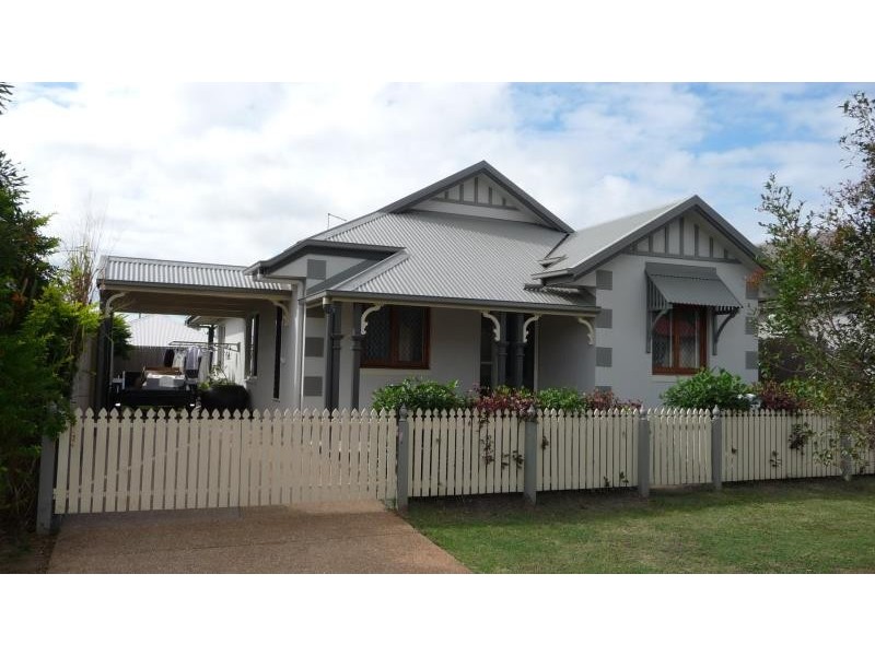 6 Racemosa Street, Mount Sheridan QLD 4868